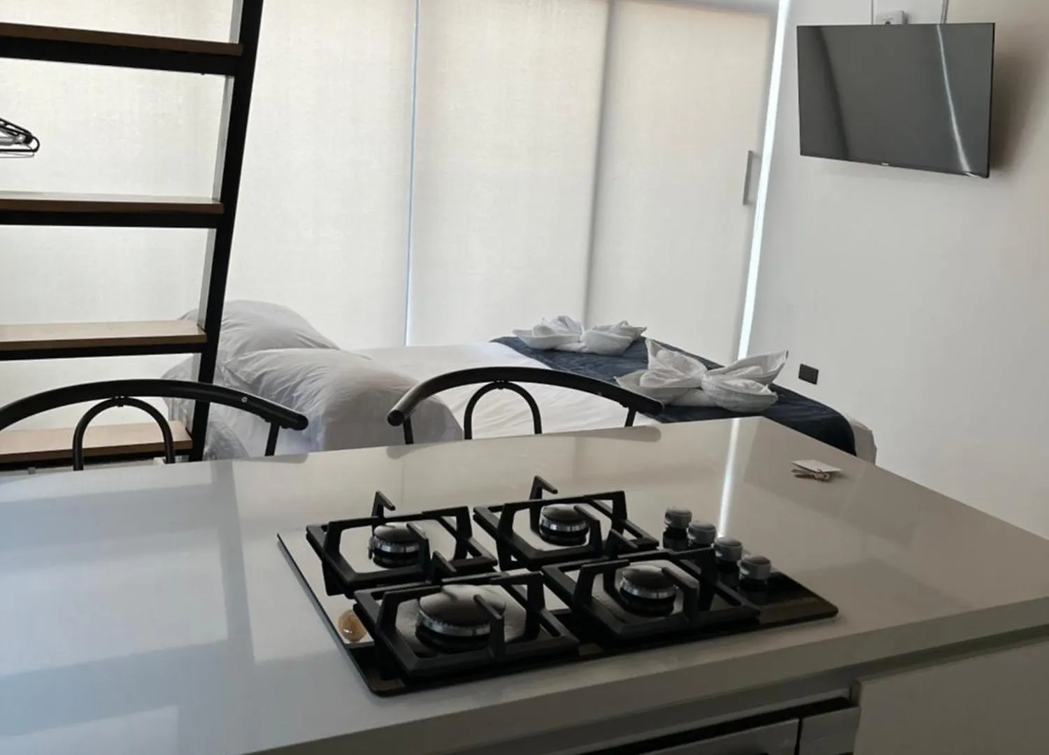 Suite Ps8 Medellín 0*,